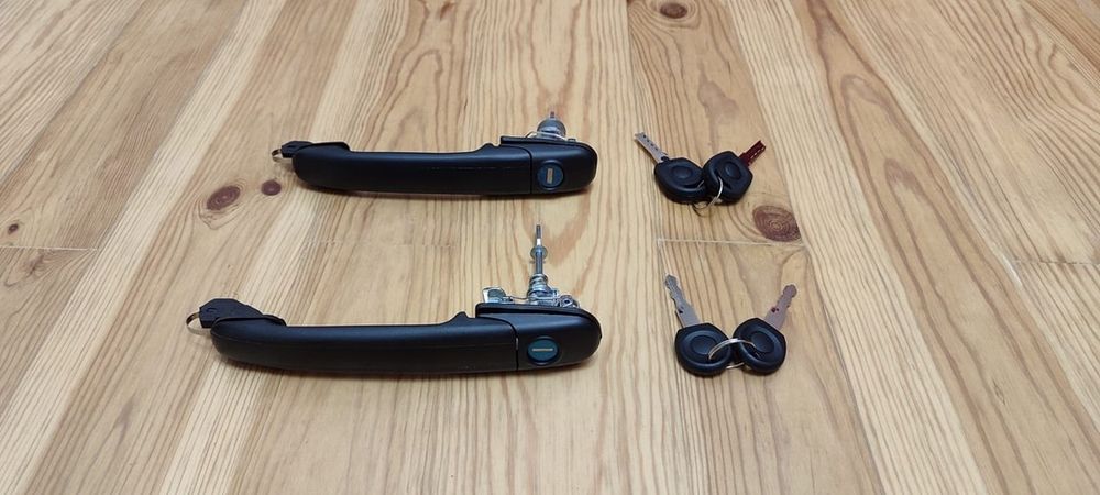 Ручка Дверей Кнопка багажника Passat B4,Passat B3,Sharan,Alhambra,Polo