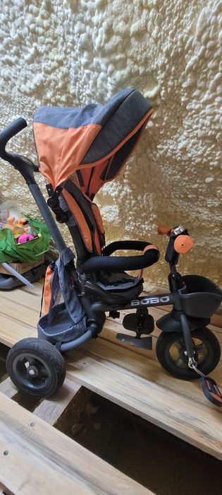 Rowerek trójkołowy z pedałami