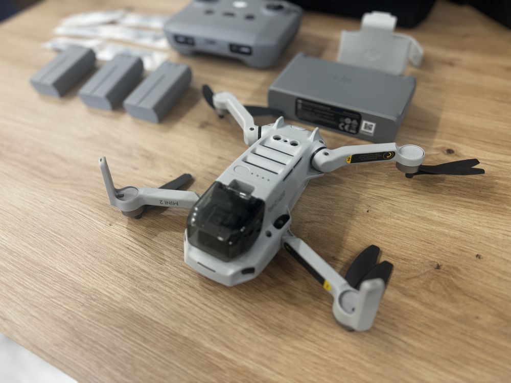 Dron dji mini 2 fly more combo 3 baterie torba hub 15/16/18 cykli