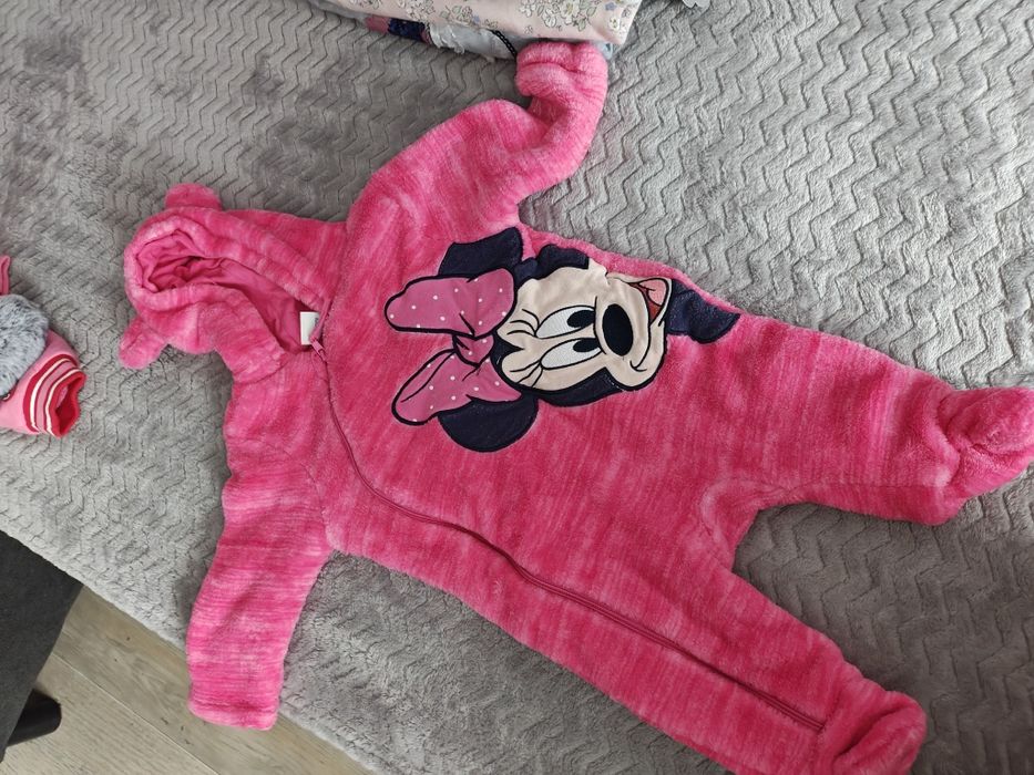 Ciuszki dziecięce okazja 7 kartonów z łóżeczkiem