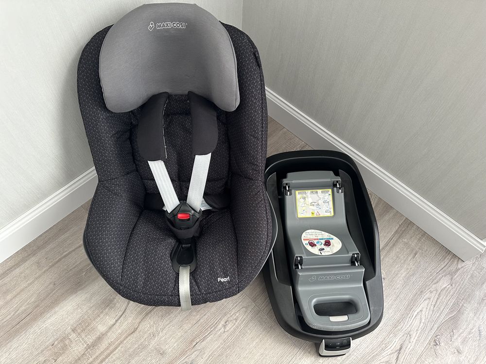 Автокрісло Maxi Cosi Pearl Family fix 9-18 кг