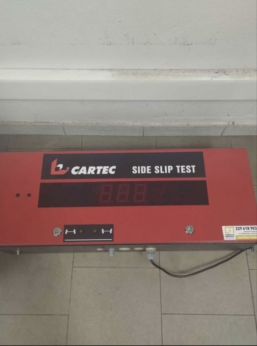 Medidor de alinhamento de carros