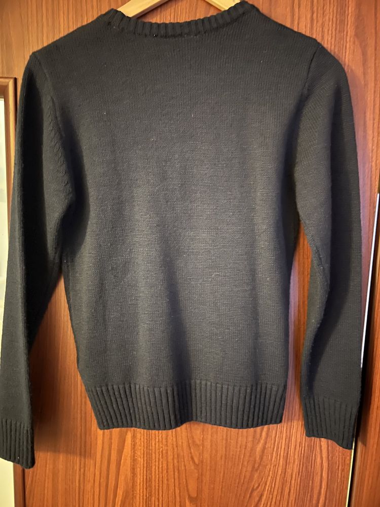 Sweterek z mikolajem kapphal 146-152