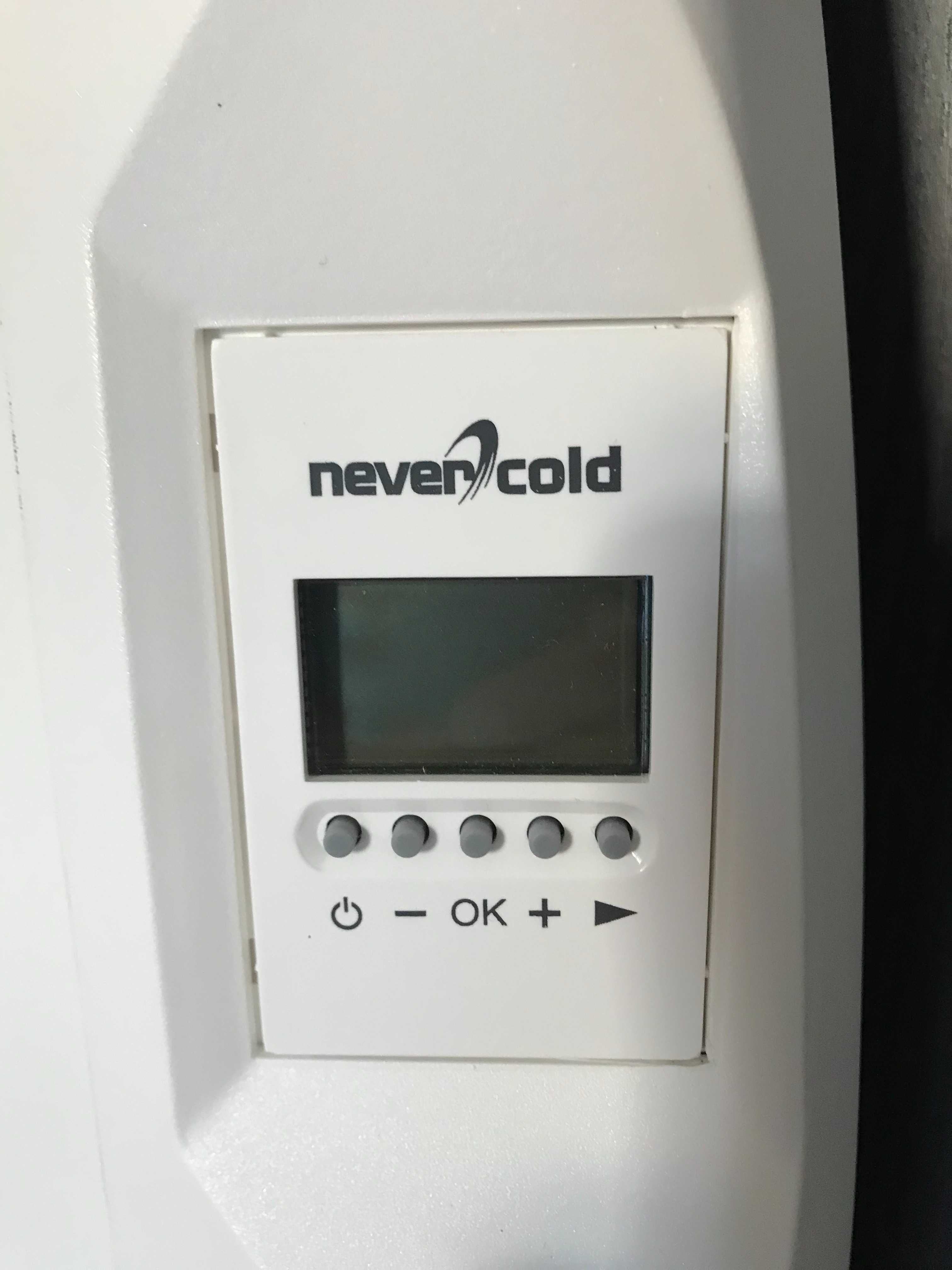 RADIADOR/ Emissor Térmico Elétrico Programável NEVERCOLD BRANCO 900W,