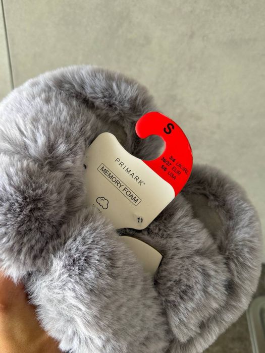 Капці пухнасті тапочки 36/37 Primark