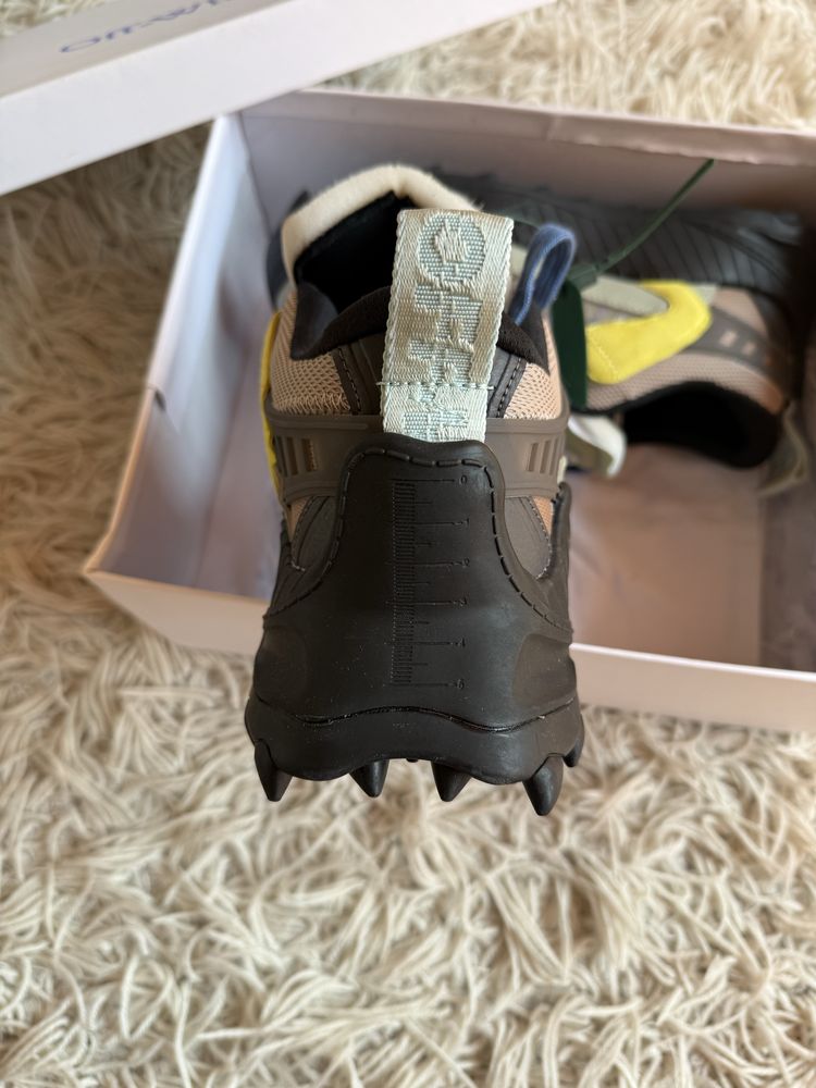 Off White Odsy-1000 Ouf Of Office