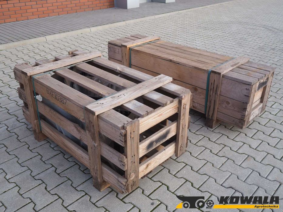 John Deere S780 - przezbrojenie, doposażenie na kukurydze, kombajn