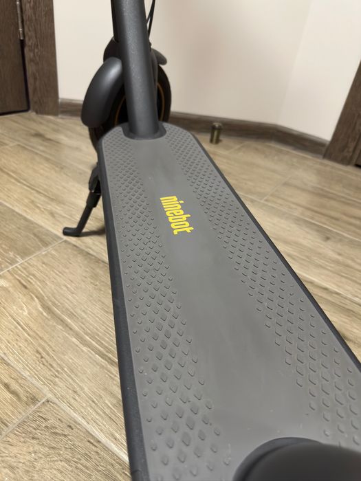 Електросамокат Ninebot G30P