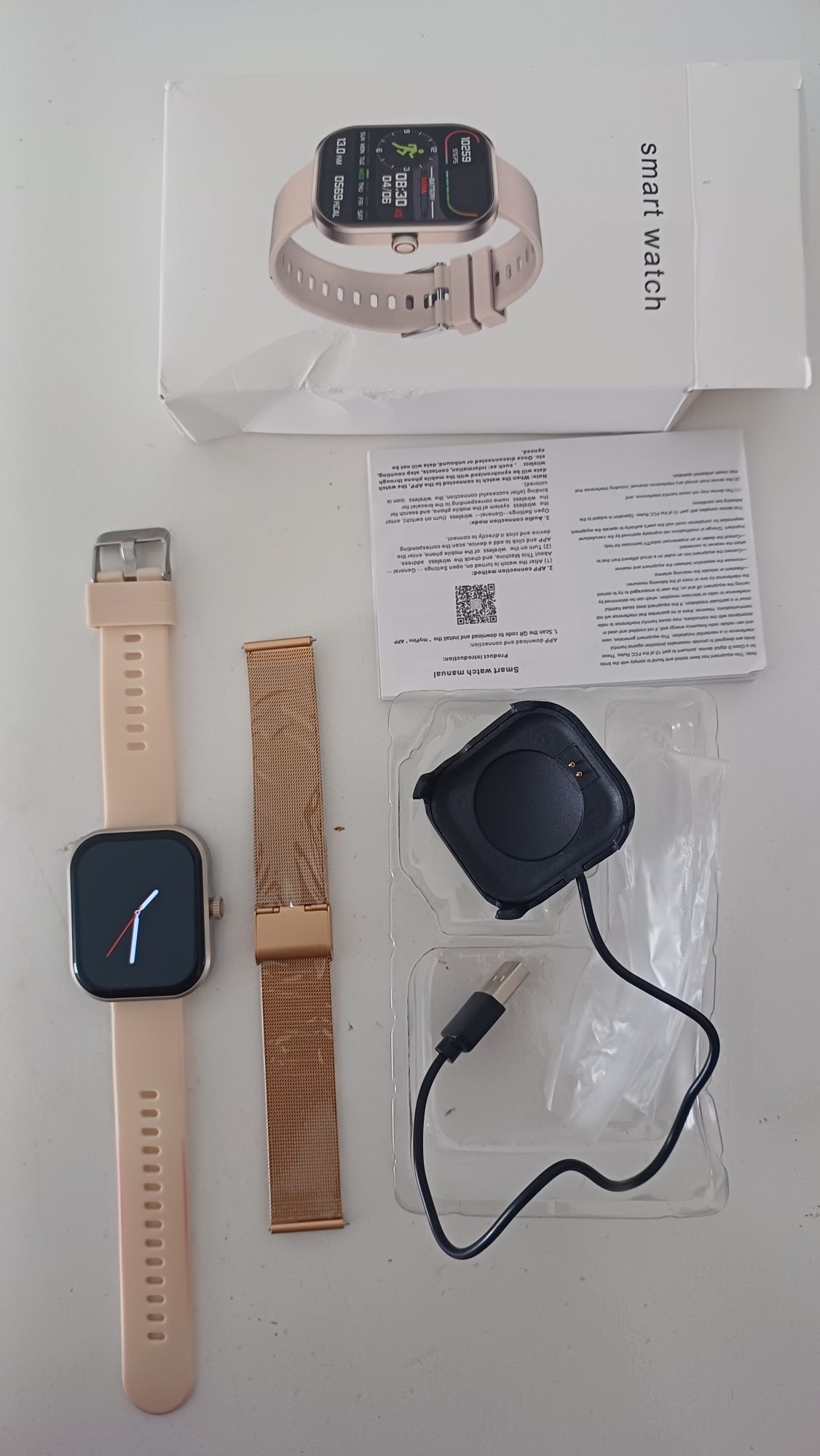 Smartwhatch + extra pulseira dourada