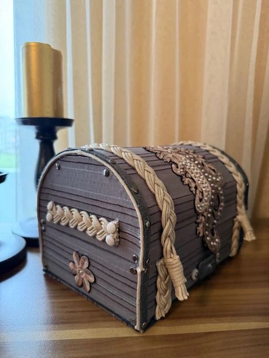 Kufer-szkatułka ręcznie robiona