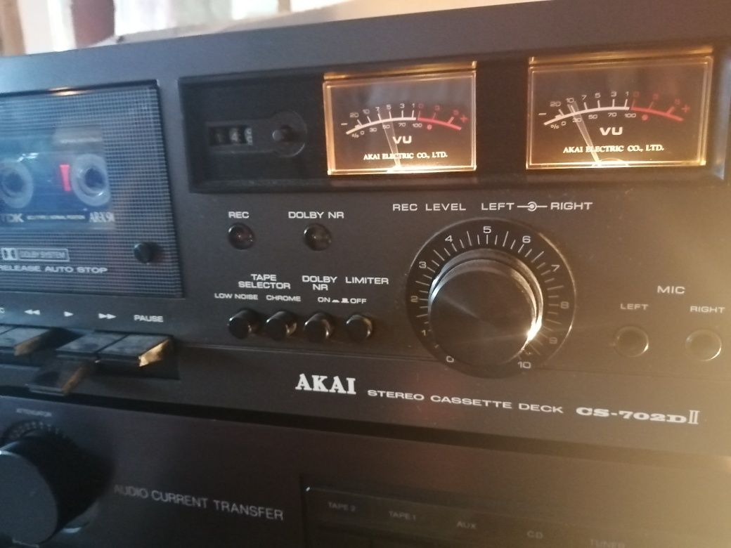 Magnetofon Akai GS - 702 D