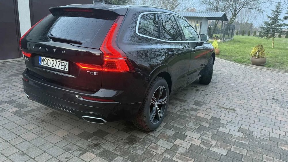 Volvo XC 60 VOLVO XC60 T5 AWD R-Design