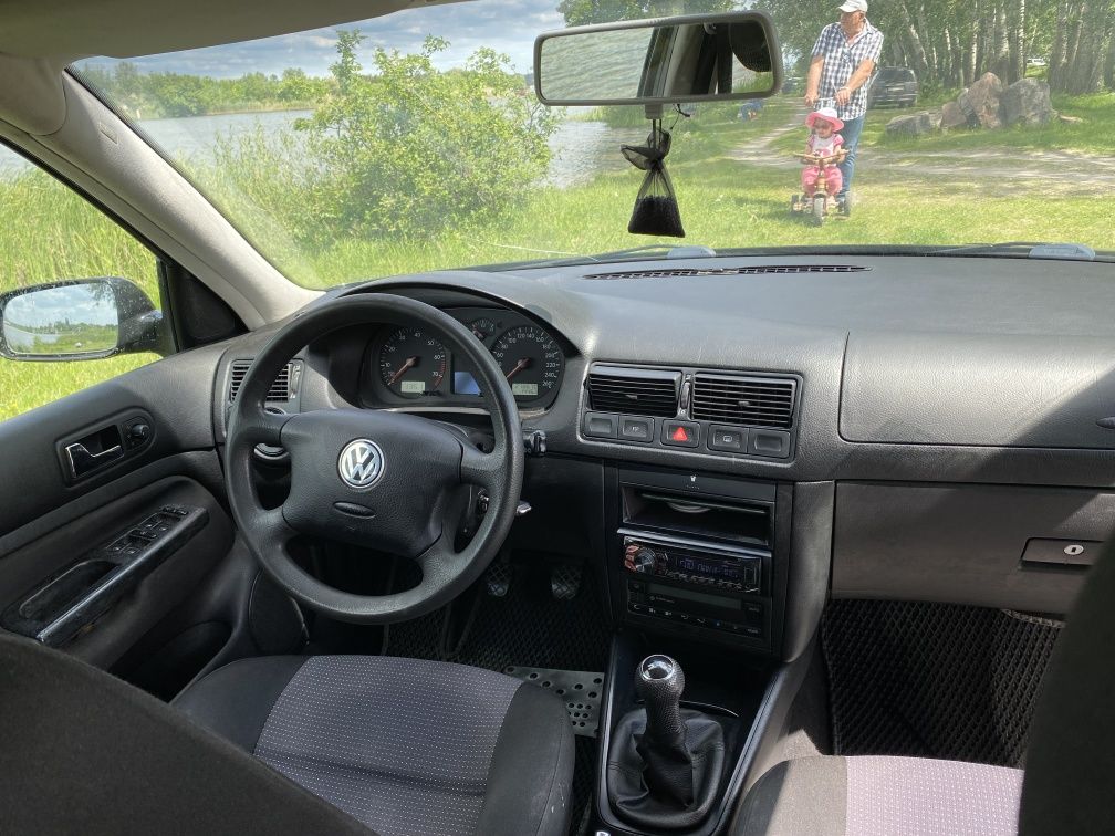 Продается Golf 4 1.6FSI