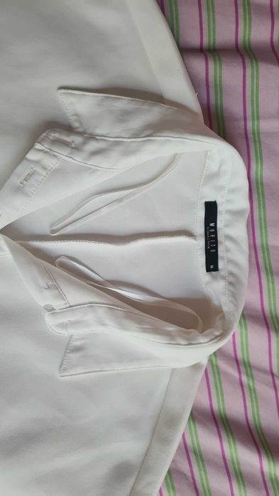 Biała sukienka tunika Mojito