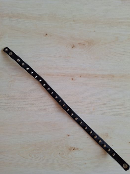 Bransoletka lub choker z ćwiekami 43 cm.