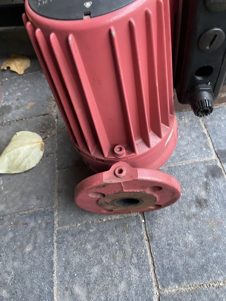 Pompa Grundfos upe 32-120 f