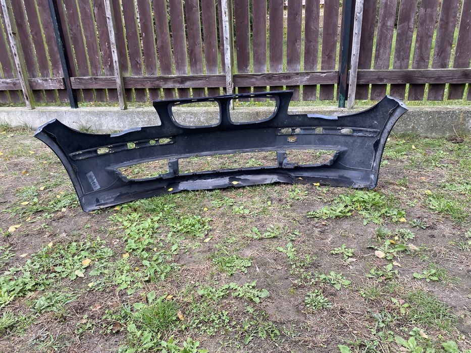 BMW 1 E81 E87 zderzak przód przedni