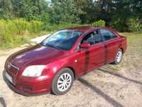 Toyota Avensis T25 1.6 benzyna Sedan 2004r