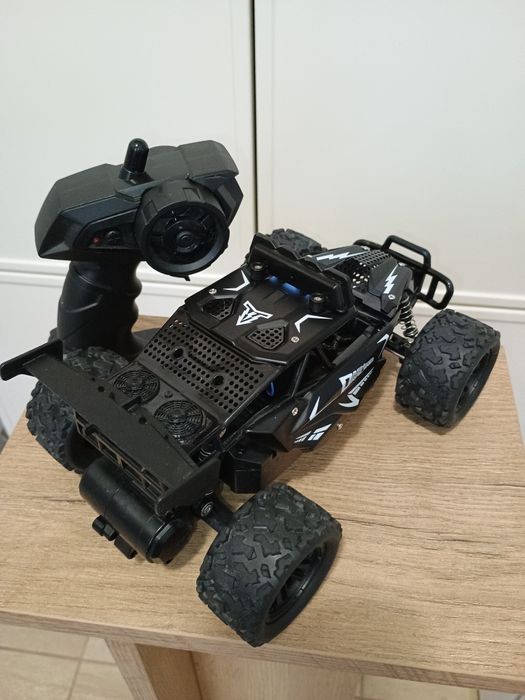 Samochód zdalnie sterowany