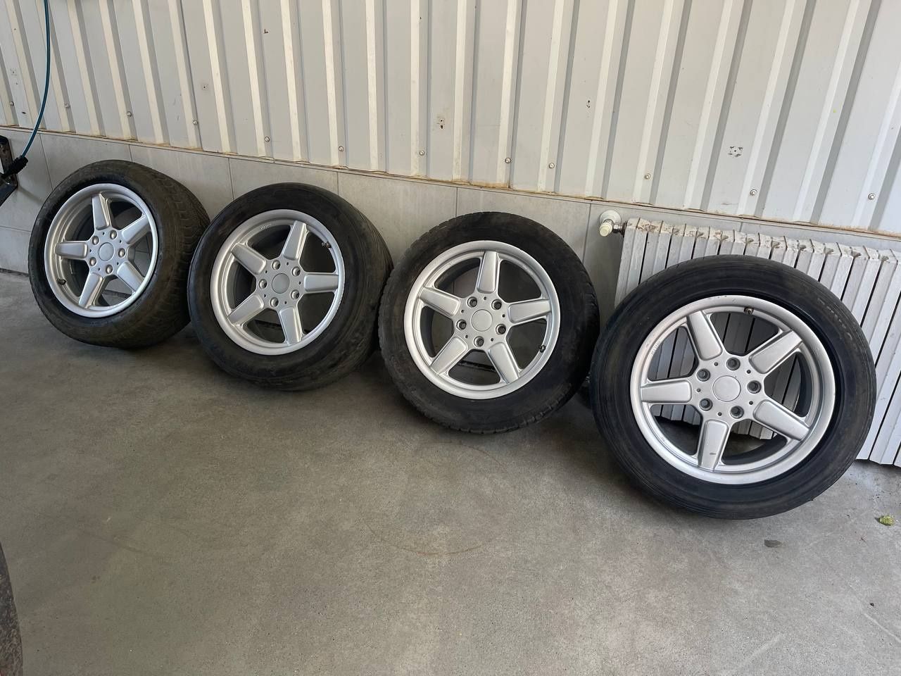 Продам Диски ALUTEC M6 Schnitzer R16 5x120 et42 J7