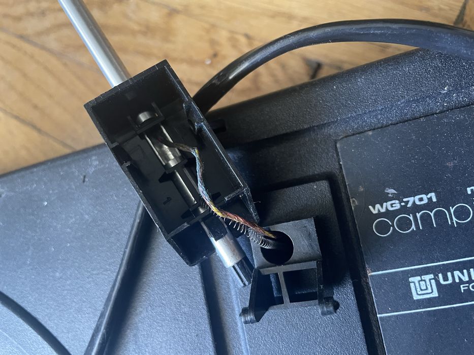 Gramofon unitra camping uszkodzony