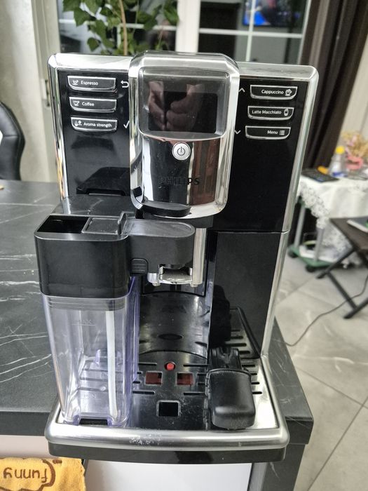 Кавомашина PHILIPS