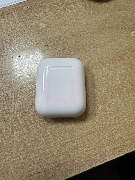 Apple AirPods 2 кейс, правый наушник