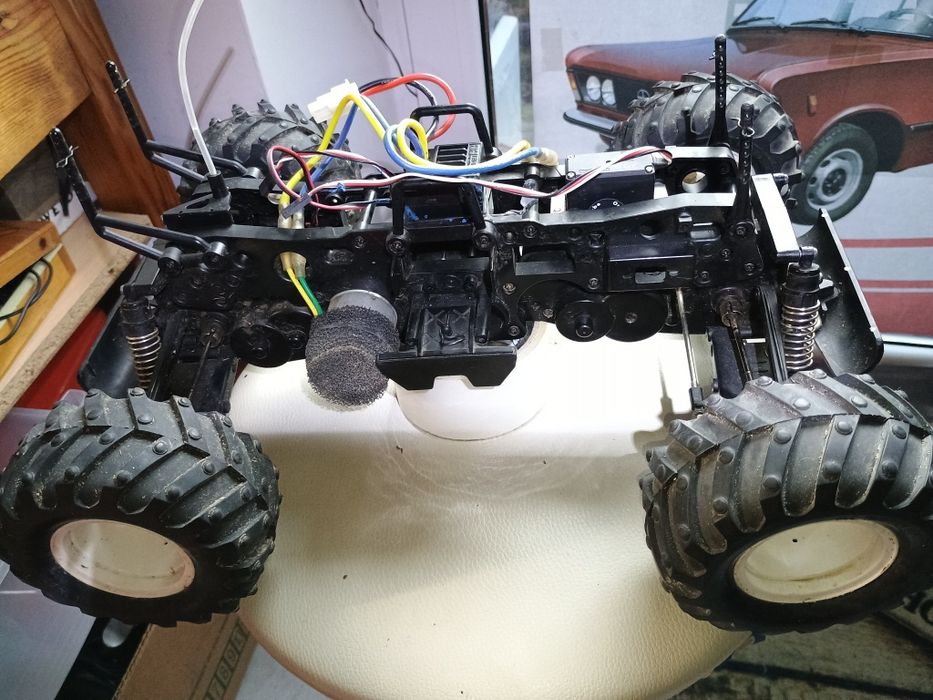 Zdalnie sterowany tamiya rc dual Hunter