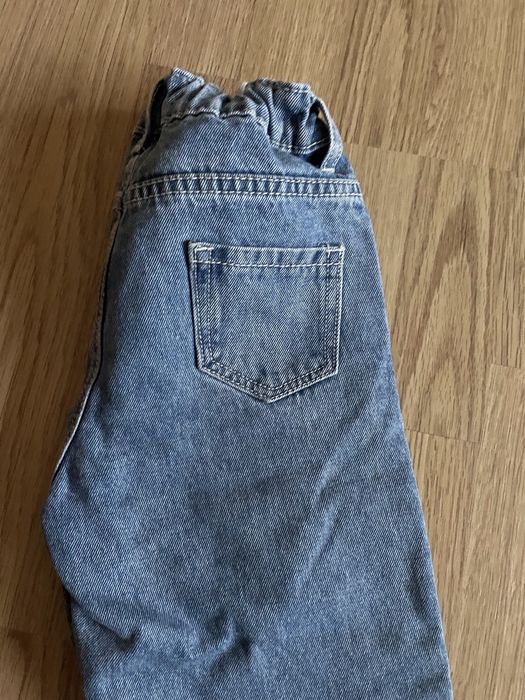 Джинси на дівчинку