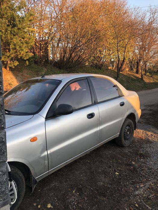 Продам ланос на повному ходу