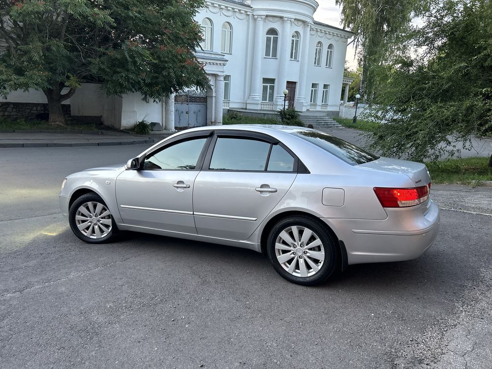 Продам Hyundai Sonata 2008