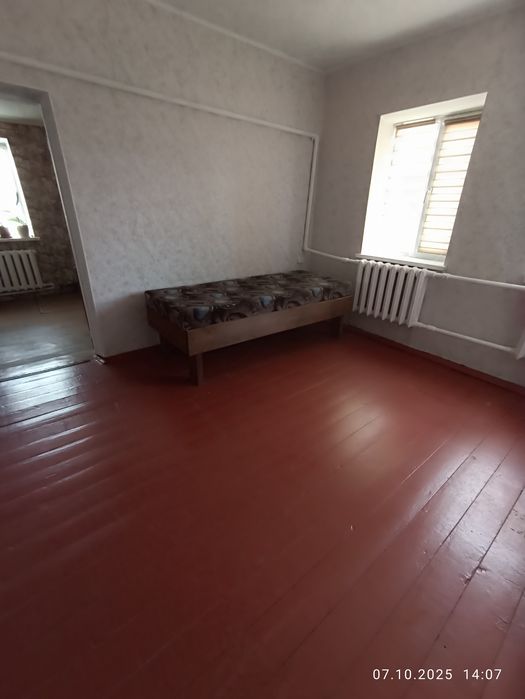 Продаж будинку ..