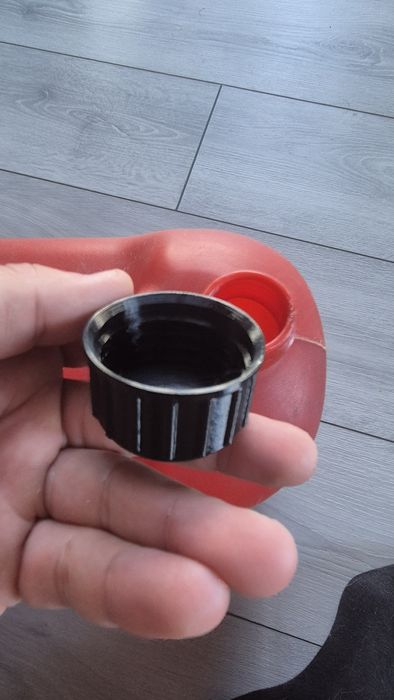 Кришка , ковпачок для каністри