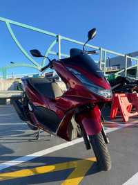 Honda PCX 125CC ( 2021 )

* Pneus novos
* Poucos arranhões ou marcas.