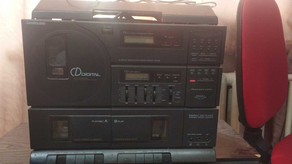 Музичний центр Samsung SCM-6100