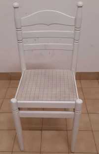 Conjunto de 4 cadeiras brancas