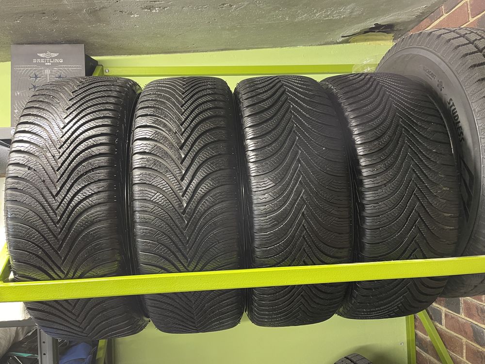 Шини резина зимова Michelin Alpin 5 205/60 R16