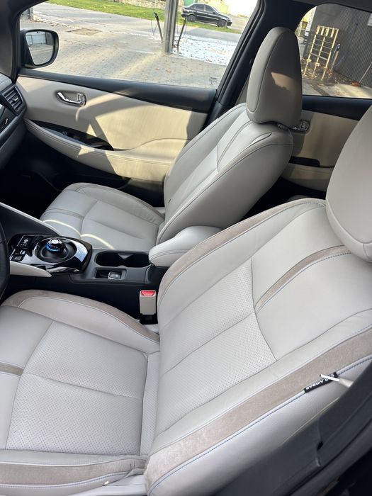 Nissan Leaf 2021 elektro 62 kwh