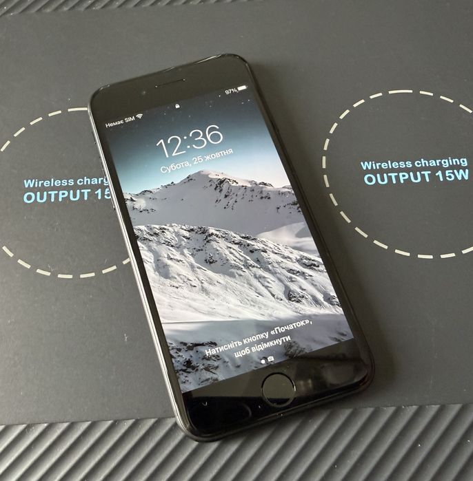 Продам iPhone 7 Black 128GB Neverlock