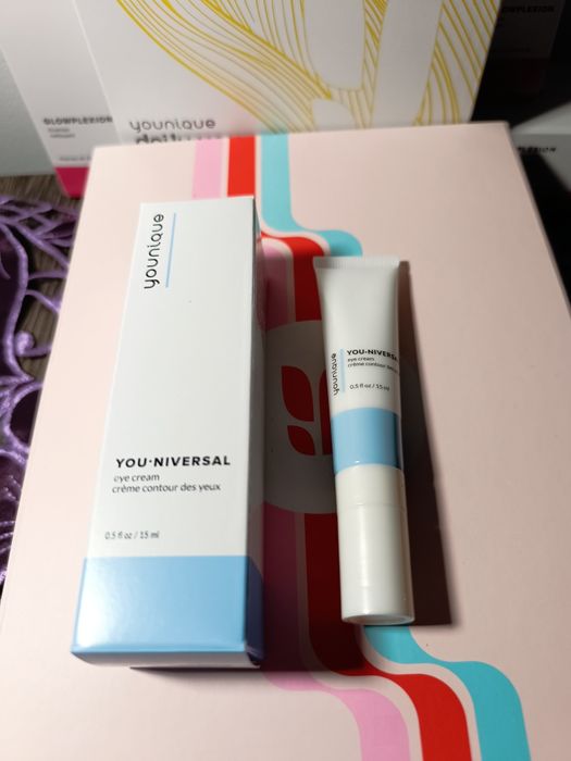 Krem pod oczy z ceramicznym aplikatorem od Younique