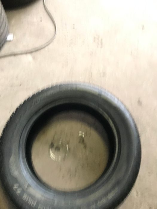 Opona 235 60 R18 Uniroyal zima