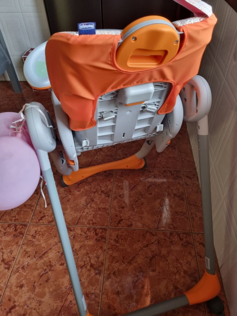 Cadeira alimentação de bebé