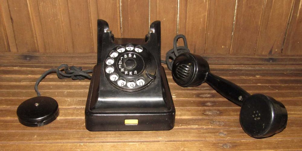 1956 Телефон бакелитовый VEF в родной коробке , не использовался