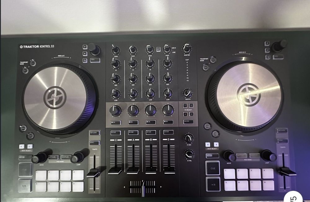 Controlador Native instruments S3