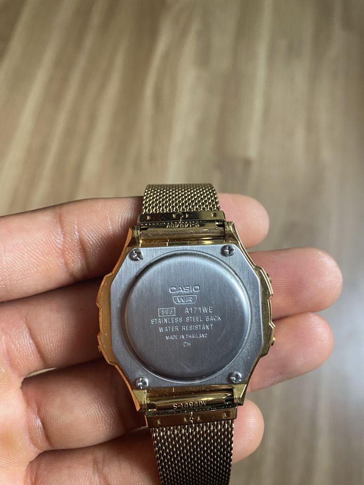 Relógio Casio dourado Unisexo