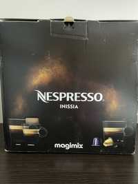Продам кавоварку Nespresso. В подарунок три упаковки капсул до неї
