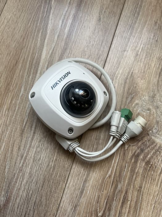 Ip-камера Hikvision DS-2CD2512F-IS (2.8 мм)