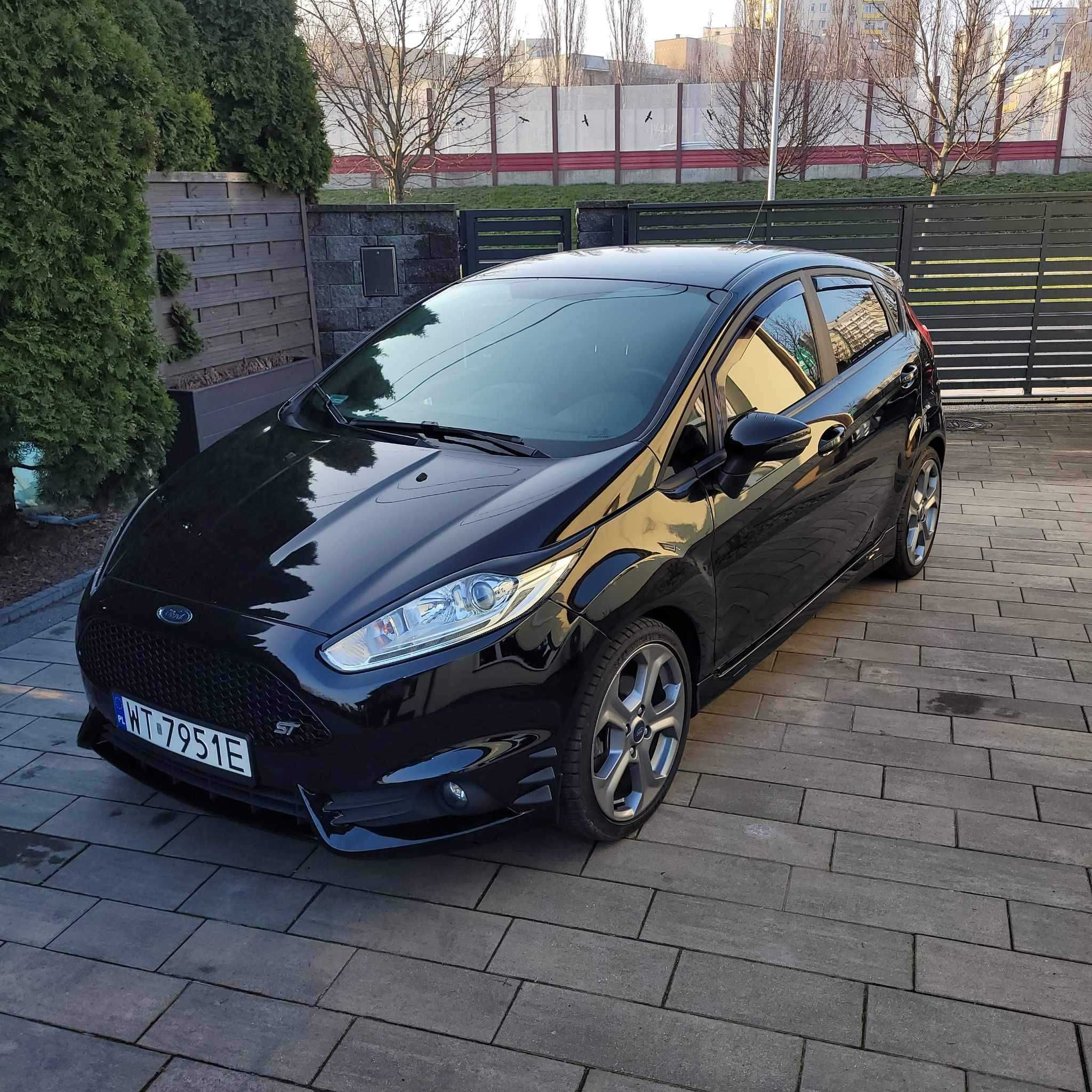 Ford Fiesta ST 2019r 182km 1.6 Ecoboost przebieg 14000km stan jak nowy