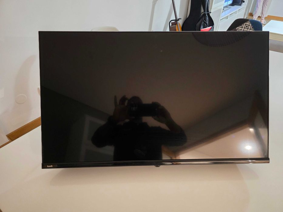 Vendo TV Kunft 32" - excelente estado