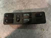 COMANDO / BOTÕES VIDROS SAAB 9000 900 4519120 451946
